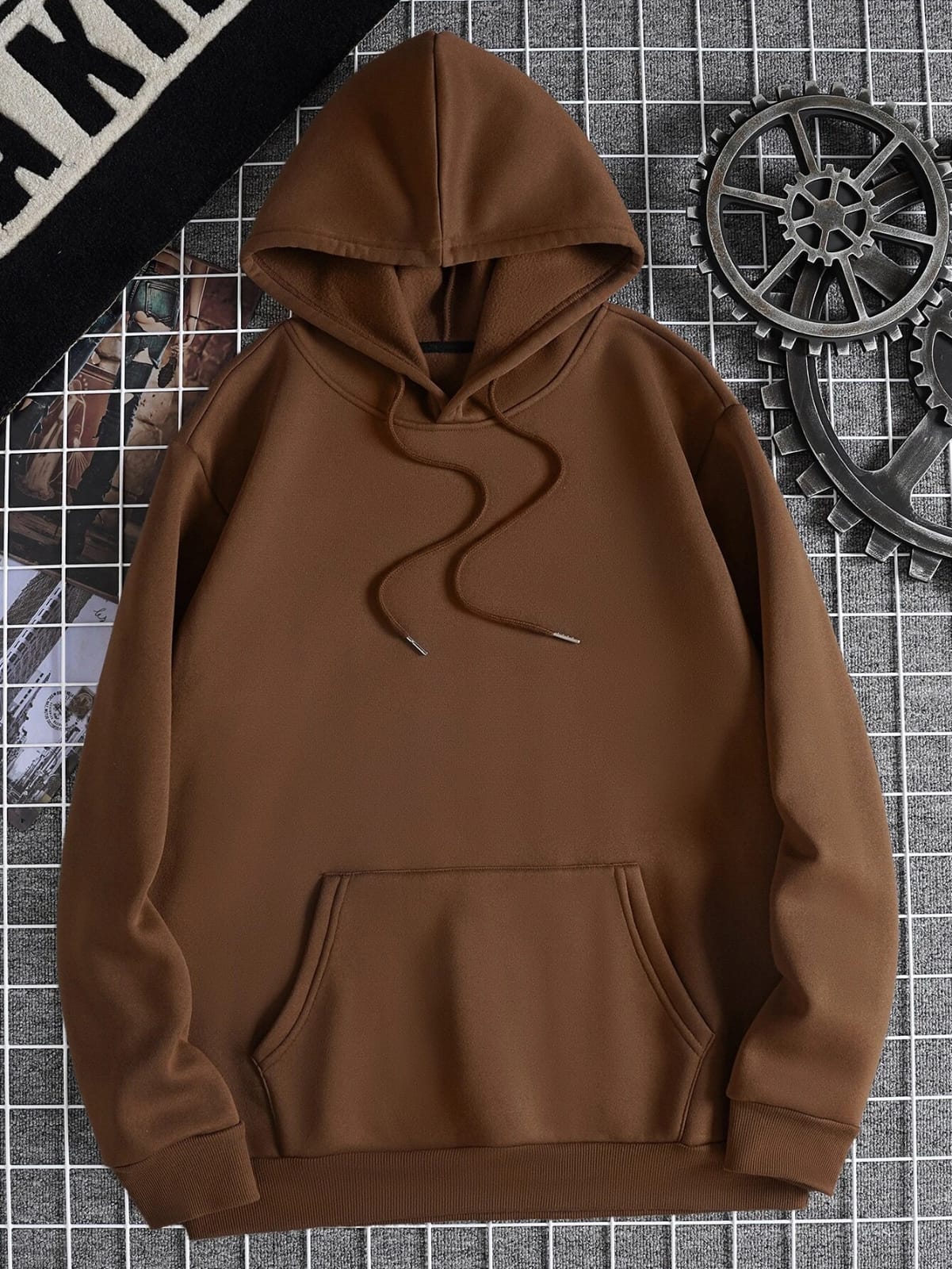 BASIC BROWN HOODIE